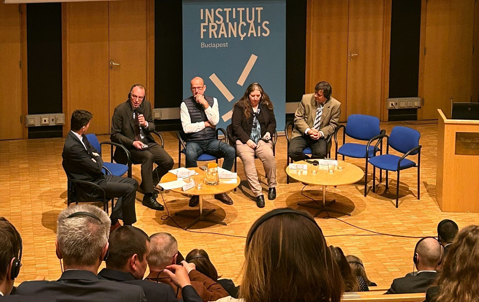 Konferencia a budapesti Francia Intézetben